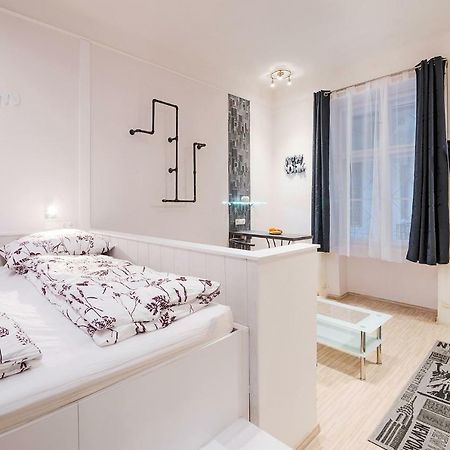 Appartamento Free Parking, Quiet Design Flat In The Centre Budapest Esterno foto