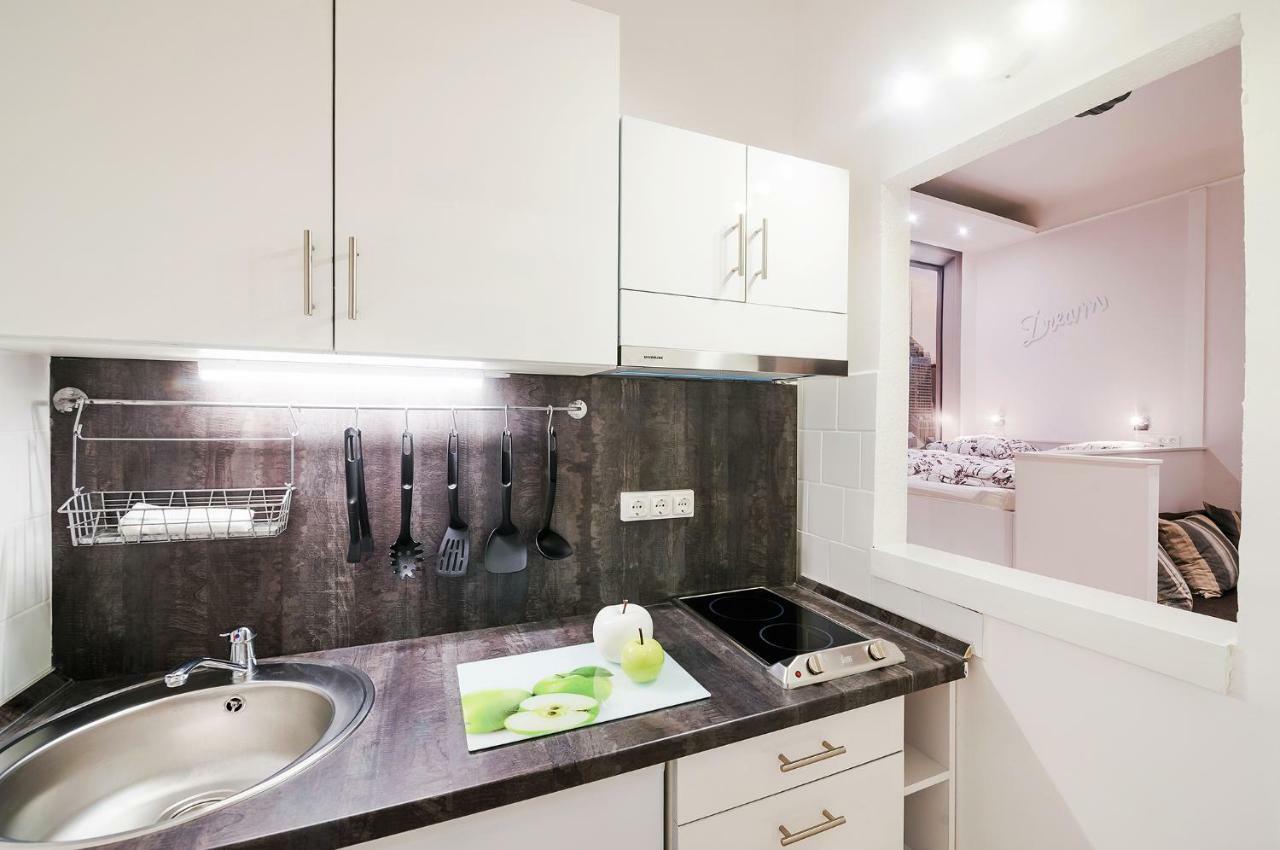 Appartamento Free Parking, Quiet Design Flat In The Centre Budapest Esterno foto