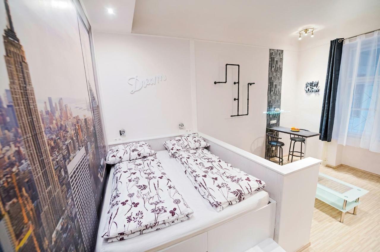 Appartamento Free Parking, Quiet Design Flat In The Centre Budapest Esterno foto